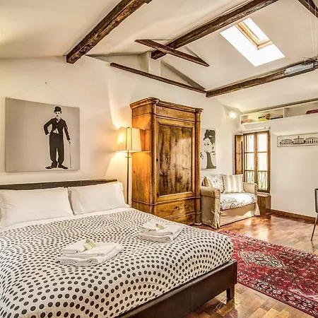 Homehouse Garofano - Rione Monti - Colosseum Apartamento