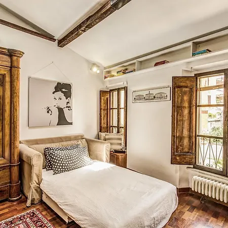 Homehouse Garofano - Rione Monti - Colosseum Apartamento *
